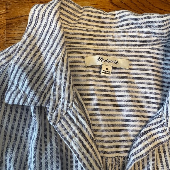 Madewell Tops - Madewell central shirt size small blue white stripe